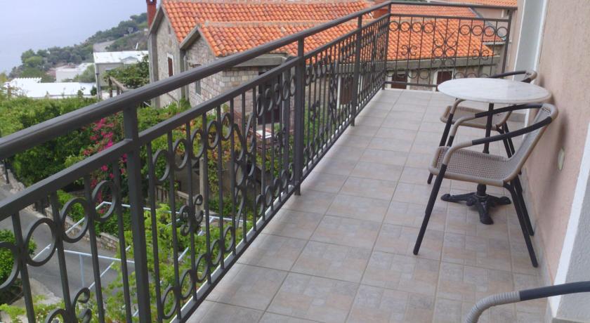 Apartments Mitrovic Podlicak Sveti Stefan Rom bilde