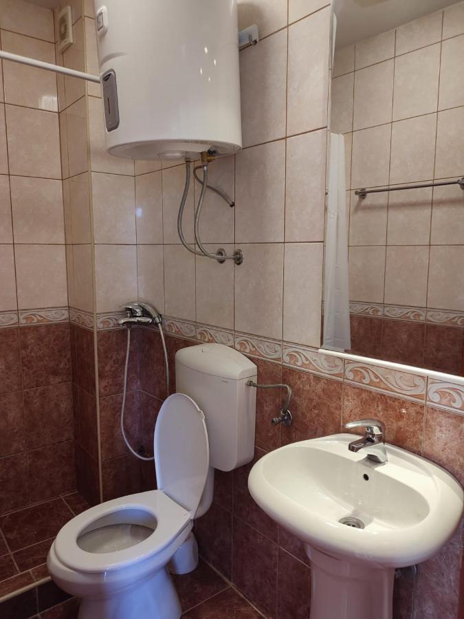 Apartments Mitrovic Podlicak Sveti Stefan Eksteriør bilde