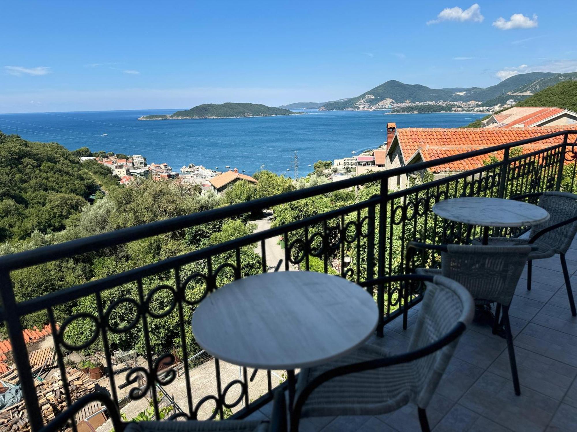 Apartments Mitrovic Podlicak Sveti Stefan Eksteriør bilde