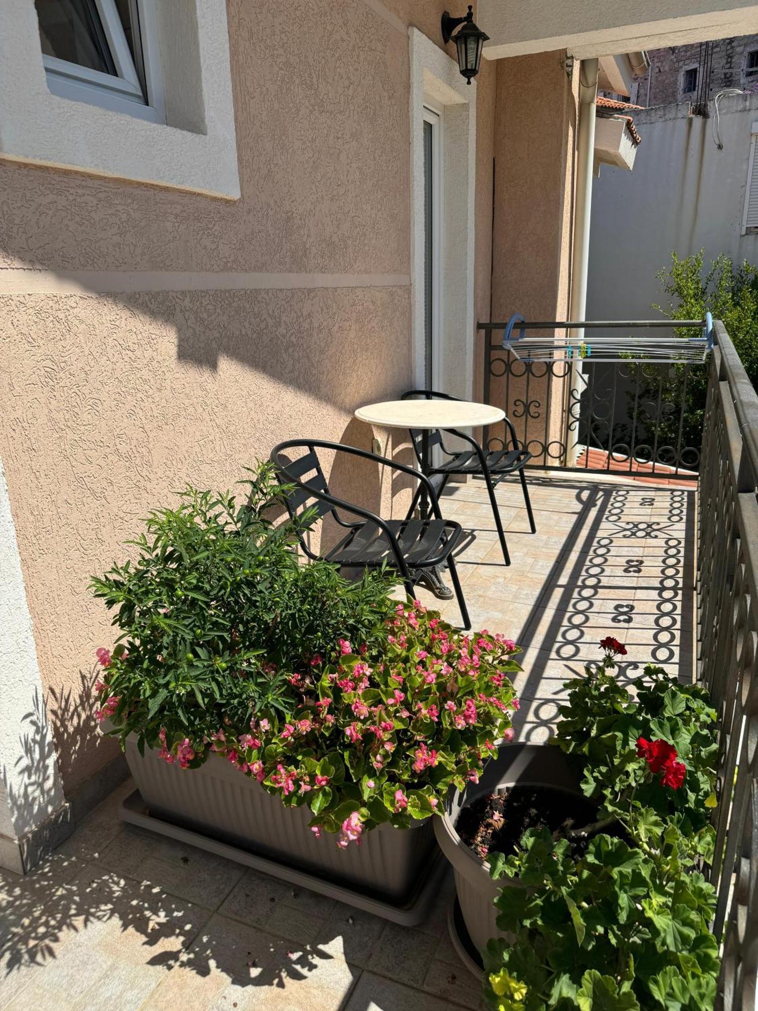 Apartments Mitrovic Podlicak Sveti Stefan Eksteriør bilde