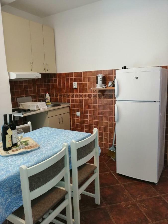 Apartments Mitrovic Podlicak Sveti Stefan Eksteriør bilde