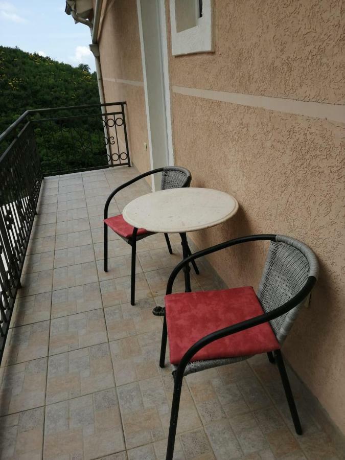 Apartments Mitrovic Podlicak Sveti Stefan Eksteriør bilde